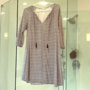 Soft Joie blue and white print long sleeve dress